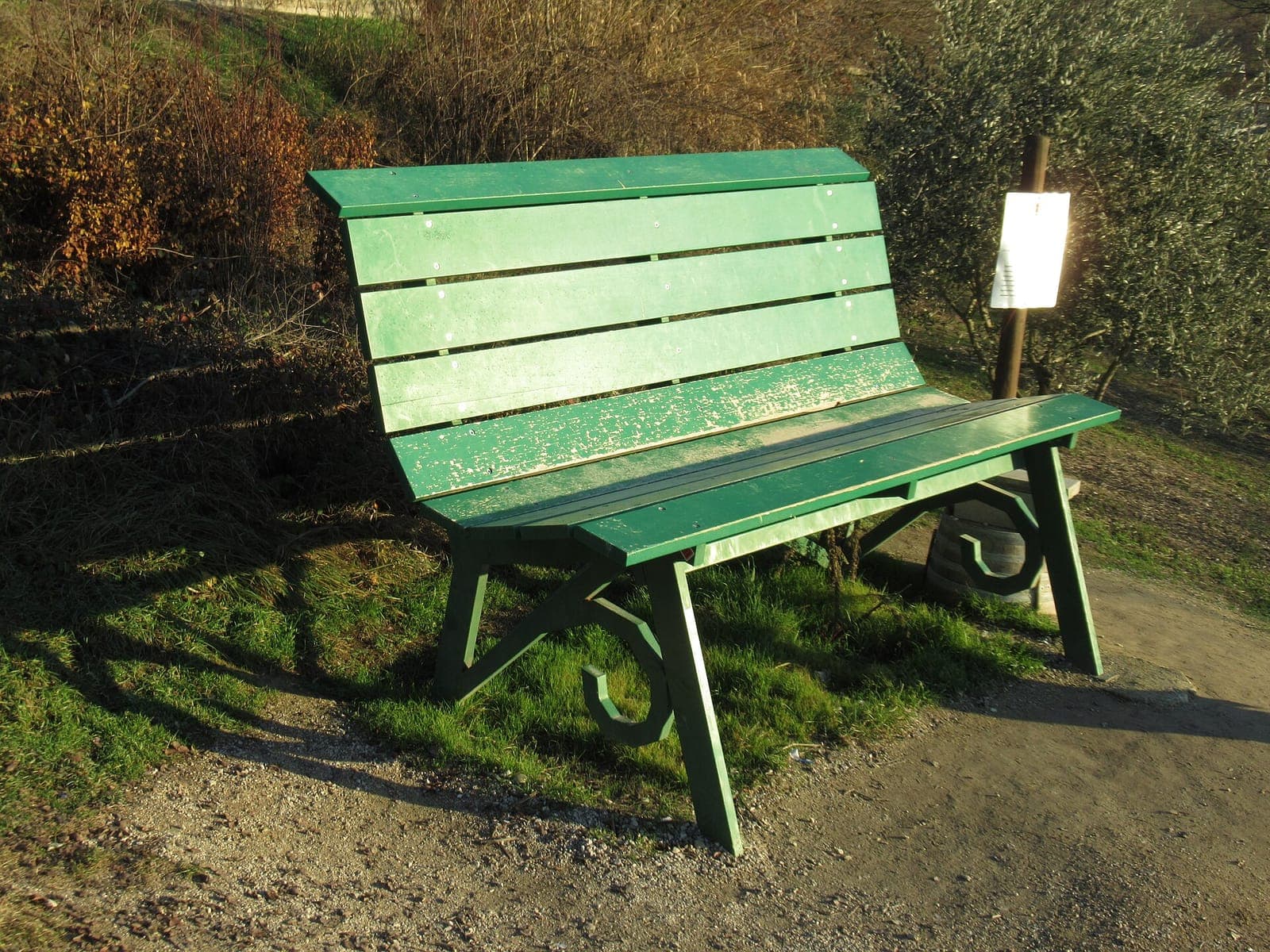 Neive village + Big Bench #23 (emerald green)