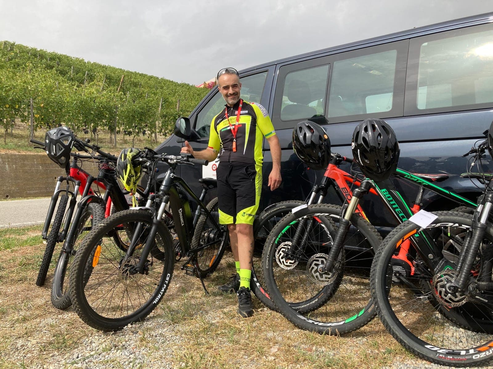 Roero eMTB tours — Rocche & 'America dei Boschi' (Pocapaglia)